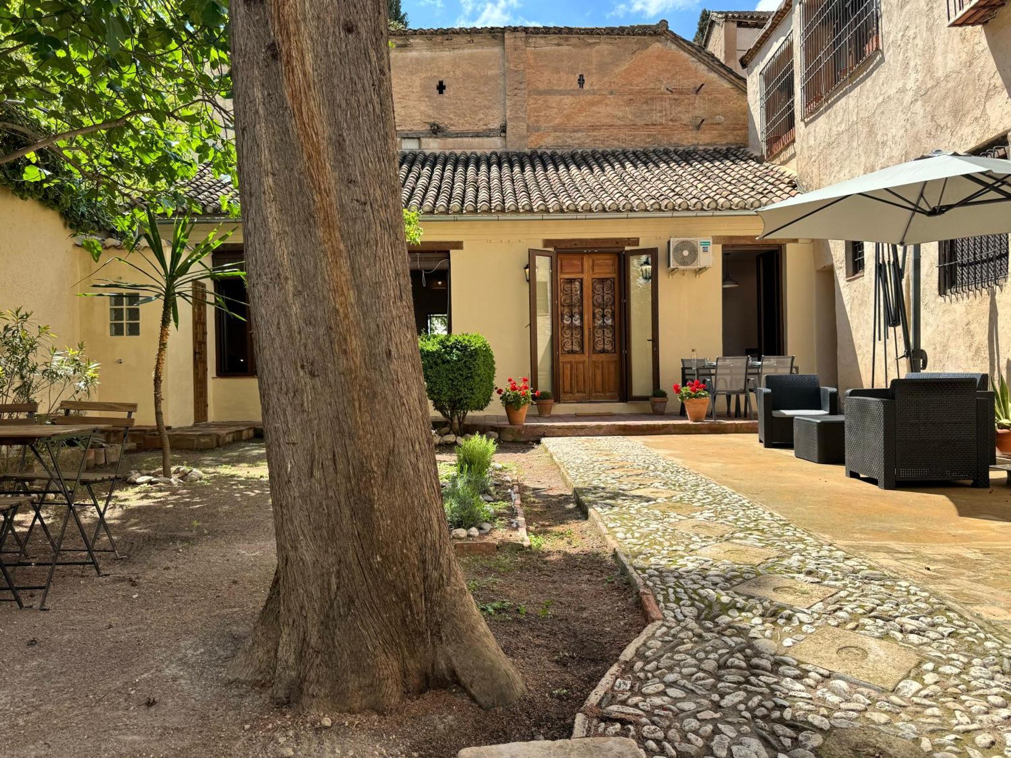 Ferienwohnung Casa Junto A La Alhambra Con Vistas Y Jardin Privado Granada Exterior foto